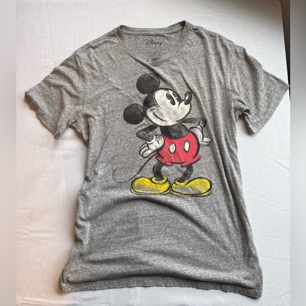 Disney Mickey Mouse Graphic T-Shirt Gray Size L (42/44)